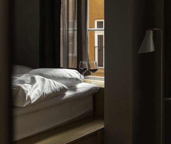 اتاق عادی, Sp34