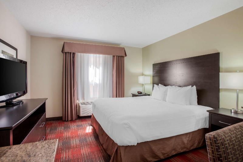 キングサイズベッドのスタンダードルーム, Best Western Plus Red Deer Inn & Suite