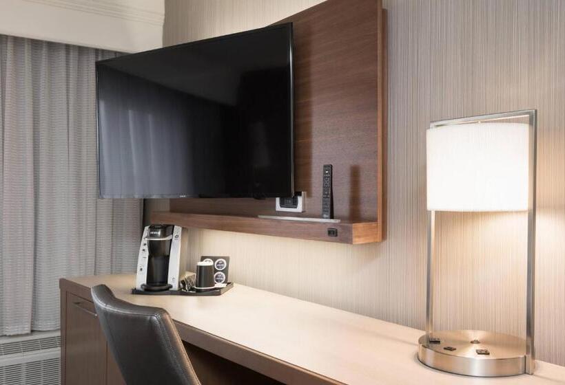 اتاق لوکس, Courtyard By Marriott Toronto Vaughan