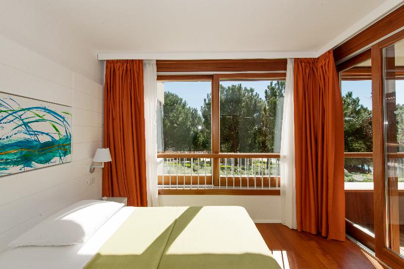 سوئیت پریمیوم, Island  Istra