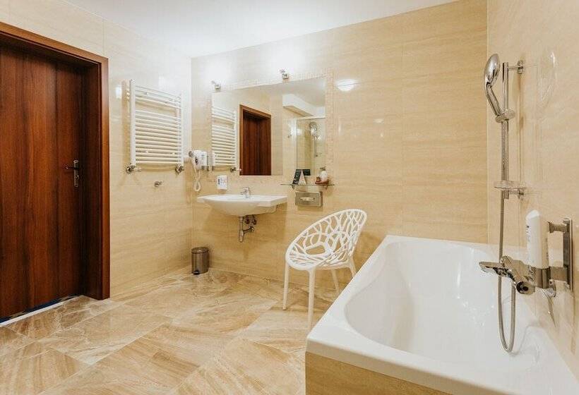 Апартаменты 1 Спальня, Jan