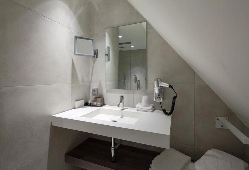 Трехместный Номер Superior, Van Der Valk Hotel Hengelo