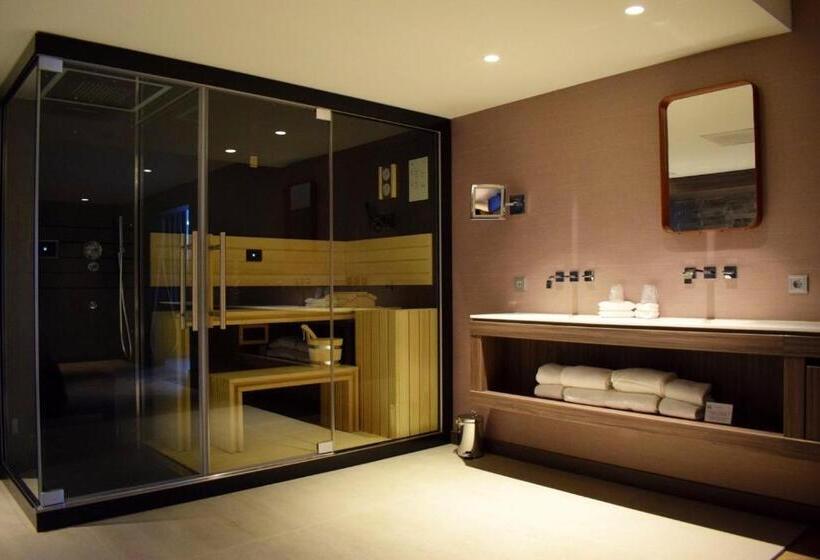 Люкс, Van Der Valk Hotel Hengelo