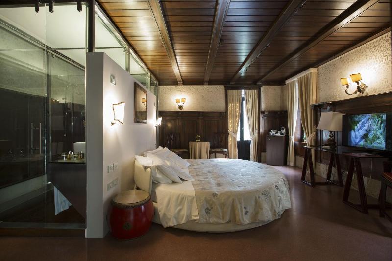 اتاق لوکس, Ca  Nigra Lagoon Resort