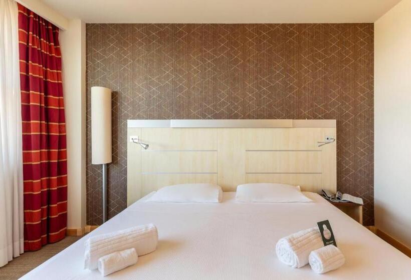 اتاق استاندارد, B&b Hotel Cherasco Langhe