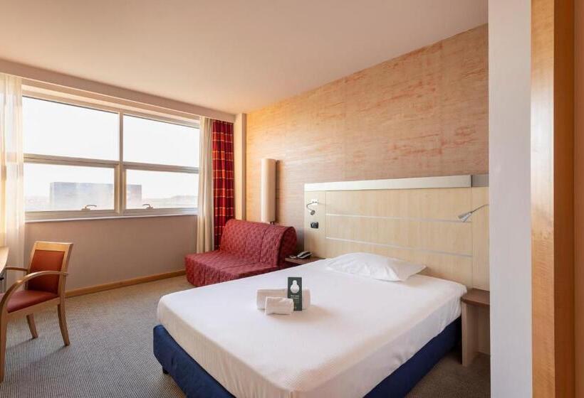 اتاق اکونومی, B&b Hotel Cherasco Langhe