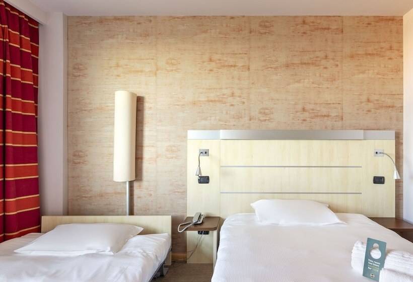 اتاق استاندارد, B&b Hotel Cherasco Langhe