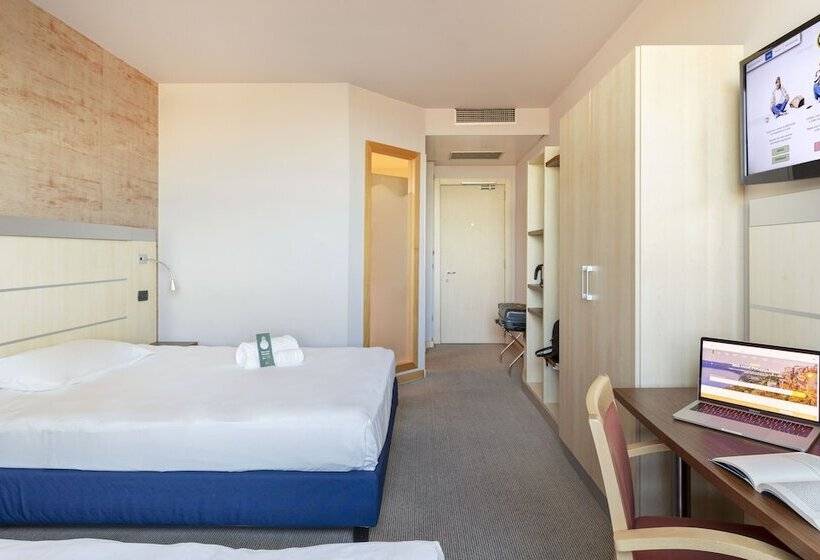 اتاق استاندارد برای معلولان, B&b Hotel Cherasco Langhe