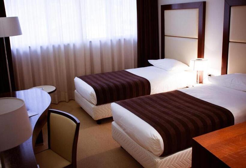 Номер Стандарт, Italiana Hotels Cosenza