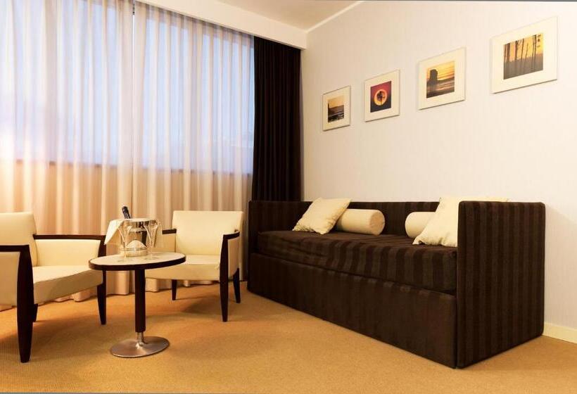 Люкс, Italiana Hotels Cosenza