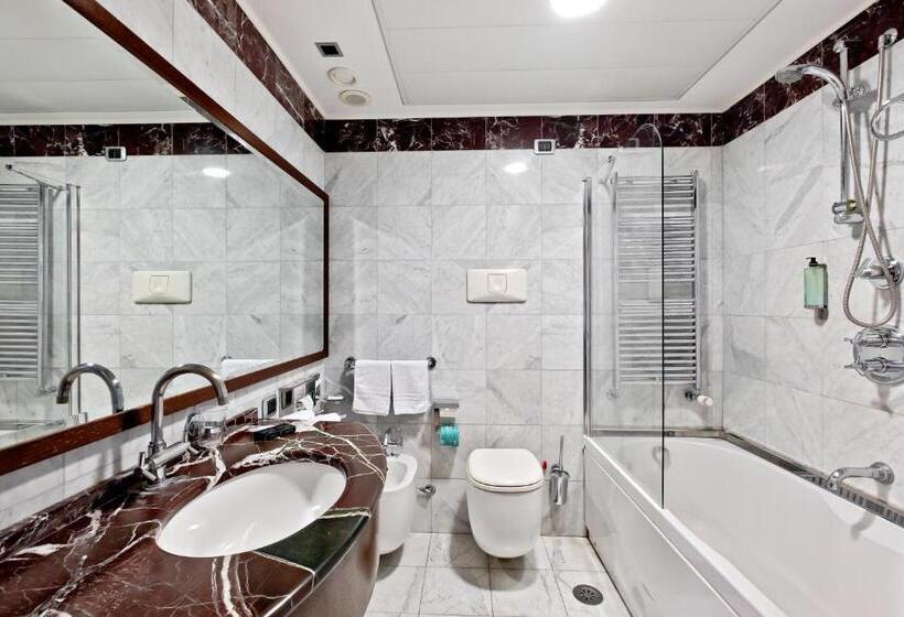 Номер бизнес-класса, Italiana Hotels Cosenza