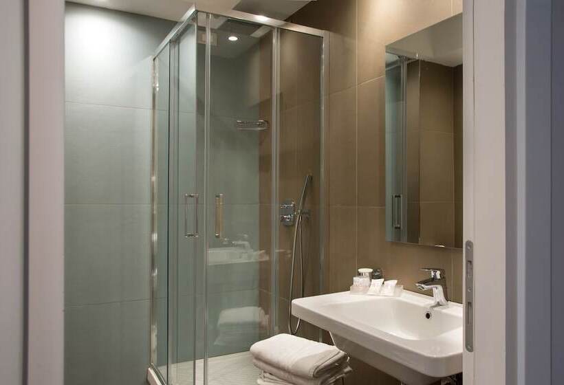 חדר סטנדרט נוף לגינה, Marad