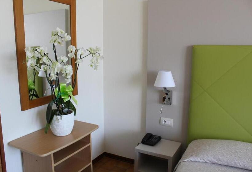 Номер Стандарт Индивидуальный, Residence Holiday