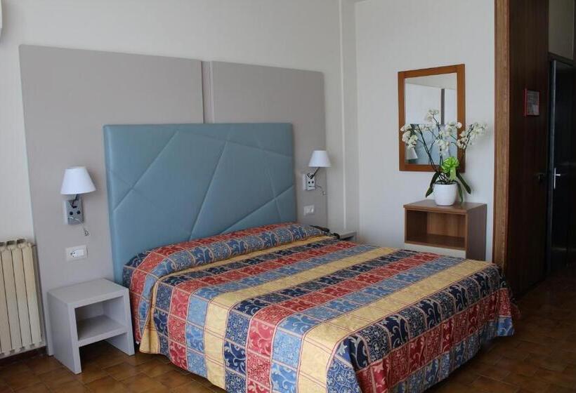 Номер Стандарт Индивидуальный, Residence Holiday