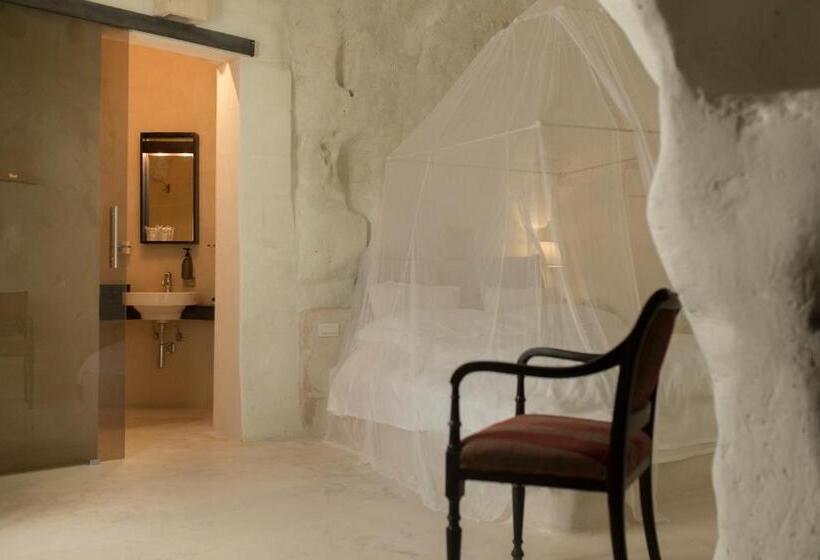 اتاق لوکس, Sant Angelo, Matera