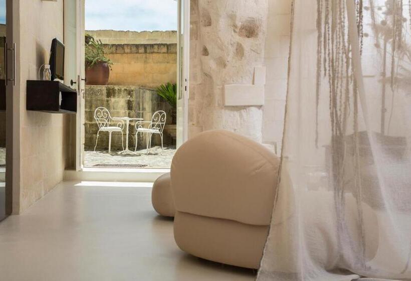 سوییت, Sant Angelo, Matera