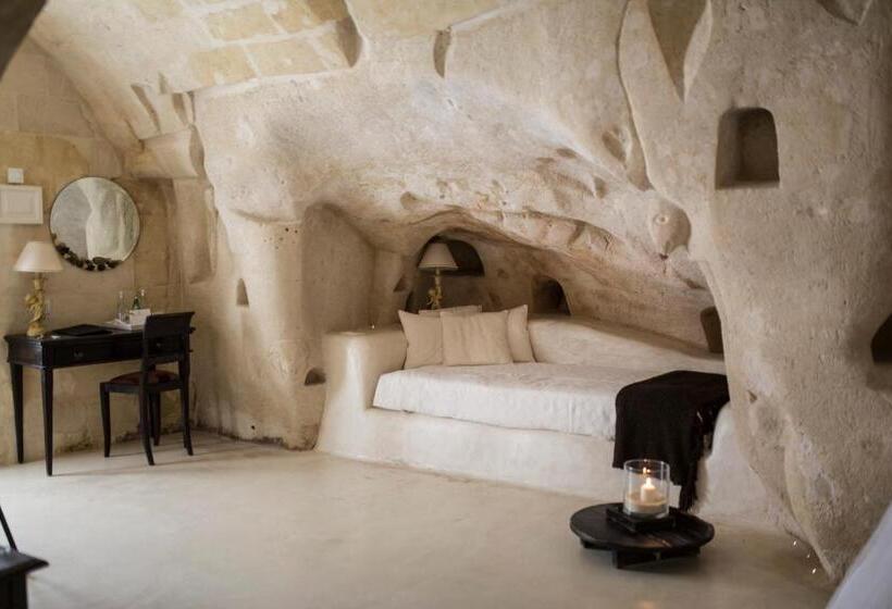 سوییت جونیور, Sant Angelo, Matera