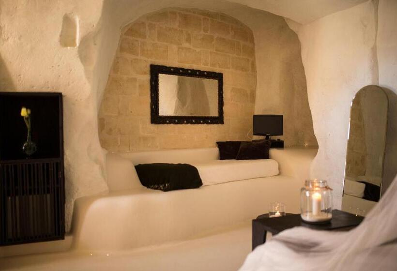 سوییت جونیور, Sant Angelo, Matera
