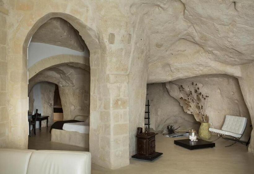 سوییت سوپریور, Sant Angelo, Matera
