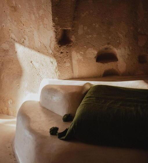 سوییت سوپریور, Sant Angelo, Matera
