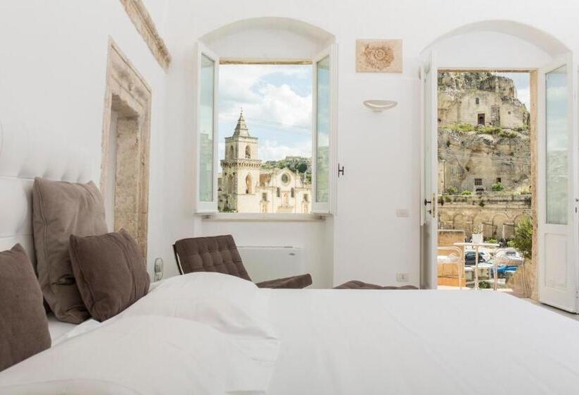 سوییت سوپریور, Sant Angelo, Matera