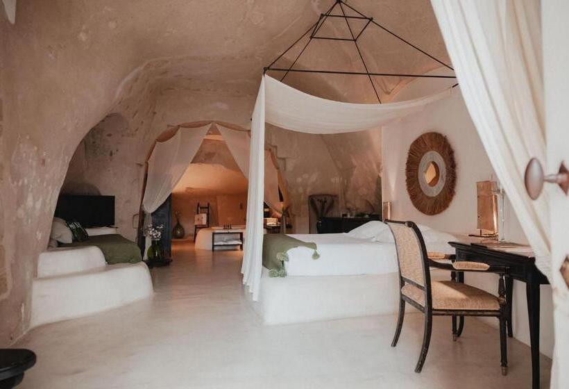 سوییت سوپریور, Sant Angelo, Matera