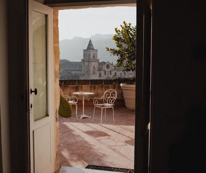 سوییت سوپریور, Sant Angelo, Matera