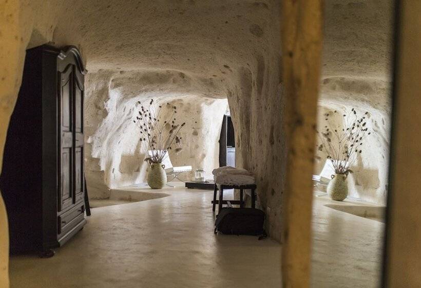 سوییت سوپریور, Sant Angelo, Matera