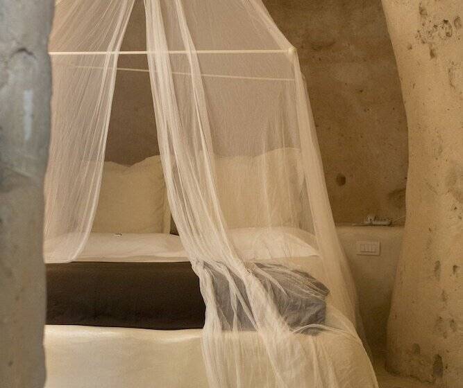 سوییت, Sant Angelo, Matera