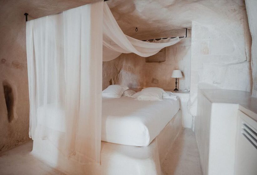 سوییت, Sant Angelo, Matera