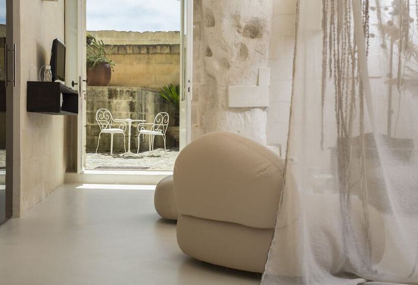 سوییت, Sant Angelo, Matera