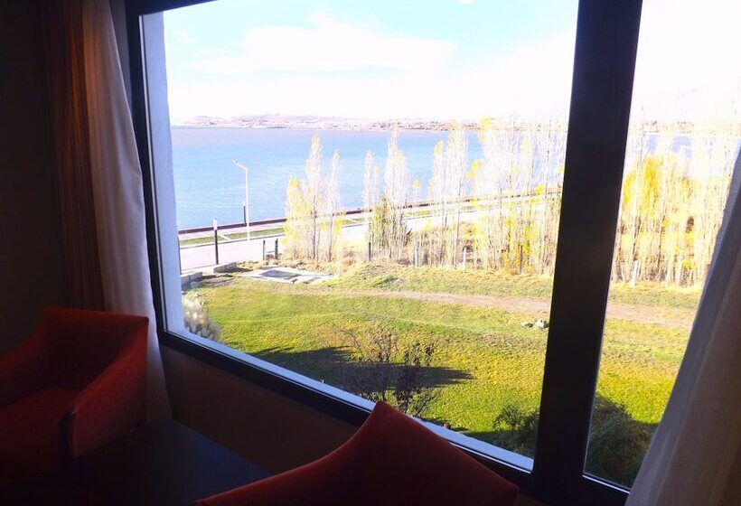 اتاق استاندارد سه نفره, Xelena Hotel & Suites