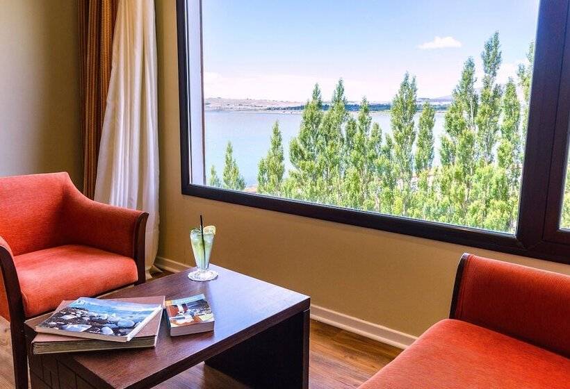 اتاق استاندارد سه نفره, Xelena Hotel & Suites