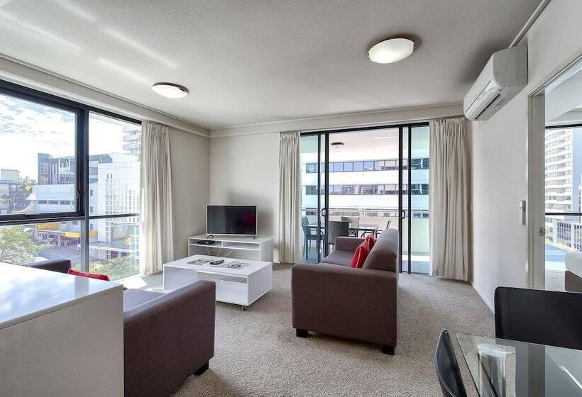 Апартаменты Ejecutiva 2 Спальни, Flynn Brisbane