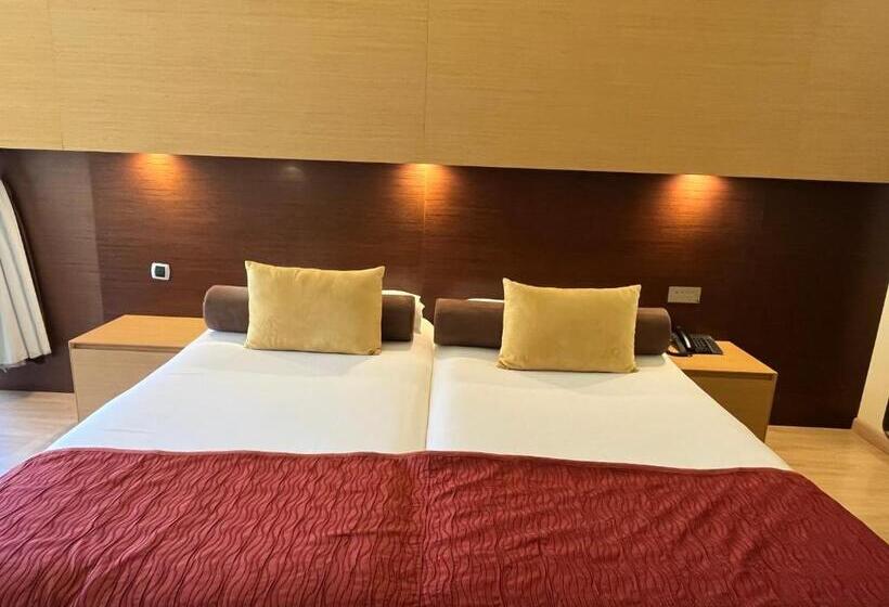 اتاق پرمیوم, Wuau! Hotel Galanthus & Spa