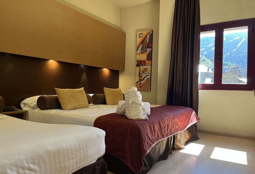 اتاق پریمیوم سه تخته, Wuau! Hotel Galanthus & Spa