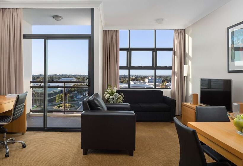 Люкс, Rydges Mackay Suites