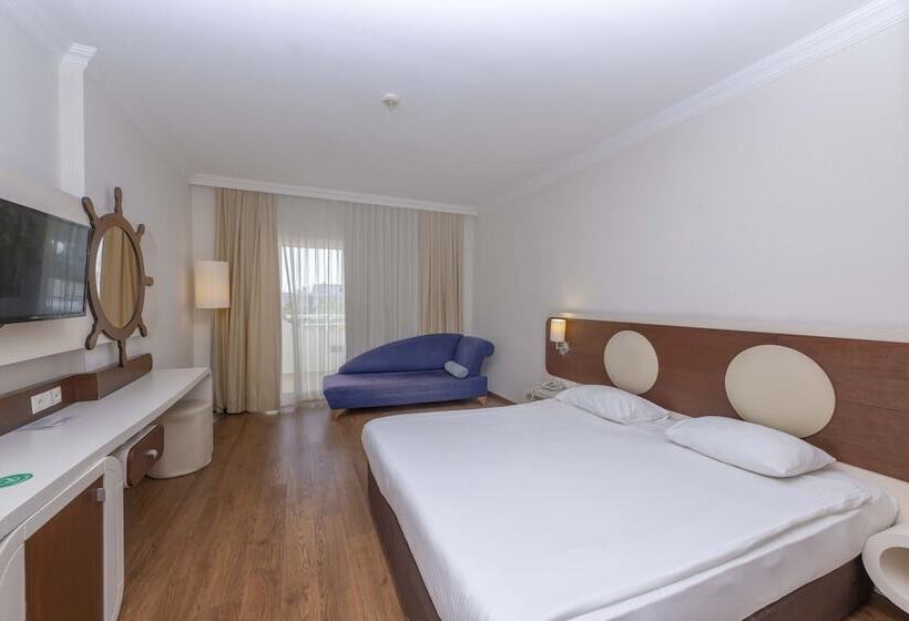 패밀리 룸, Transatlantik Hotel & Spa