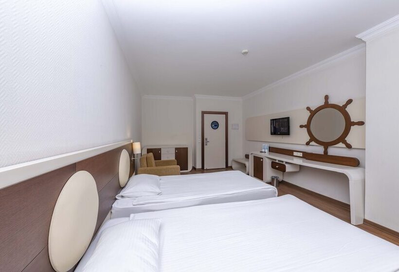Quarto Familiar, Transatlantik Hotel & Spa