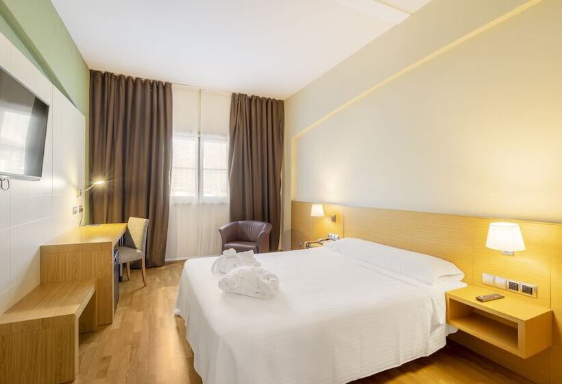 Номер Стандарт, Iberik Augas Santas Balneario & Golf