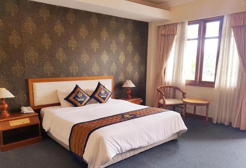 اتاق سوپریور با چشم‌انداز دریا, Rex Hotel Vung Tau