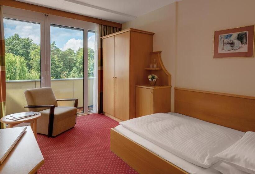 スタンダードシングルルーム, Thermenhotel Stoiser