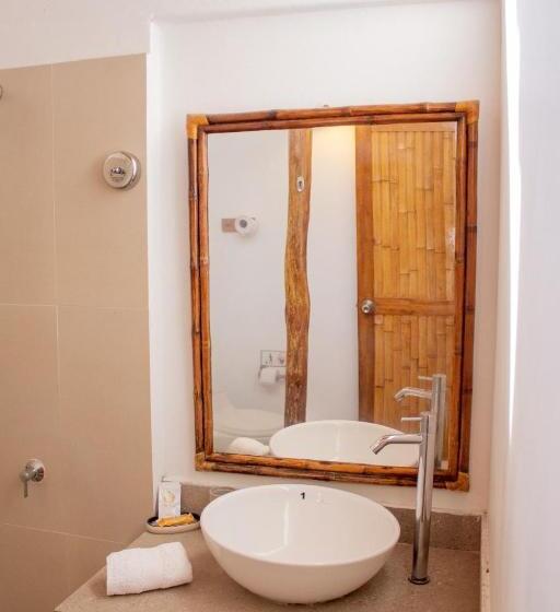 اتاق لوکس, Origenes Spa & Lodging