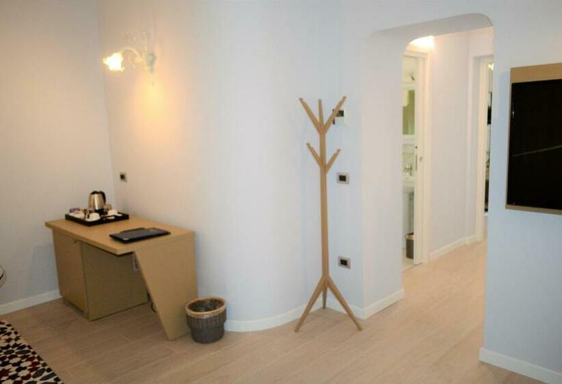 سوییت, Les 7 Suites Erica