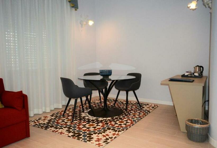 سوییت, Les 7 Suites Erica