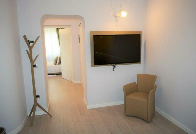 سوییت, Les 7 Suites Erica