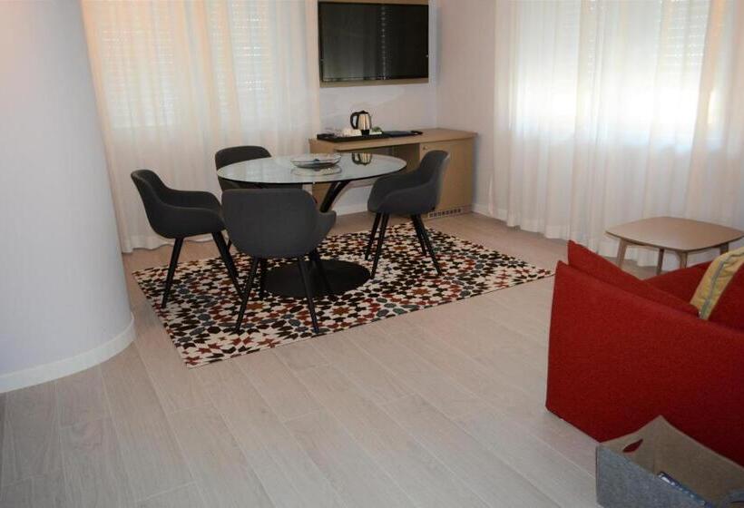 سوییت سوپریور, Les 7 Suites Erica