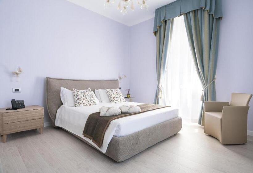 سوییت سوپریور, Les 7 Suites Erica