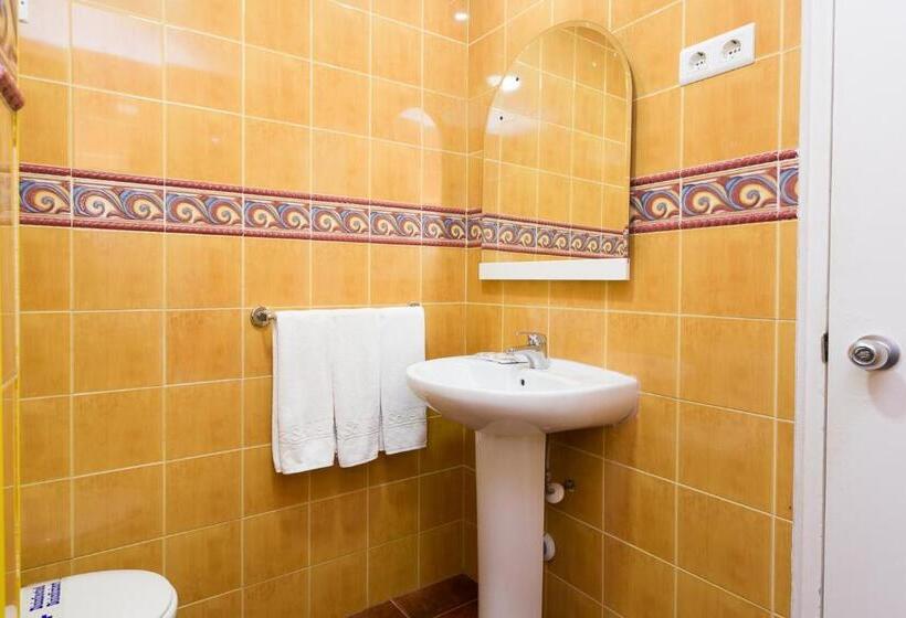 اتاق استاندارد چهار تخته, Hostal Sol Y Miel