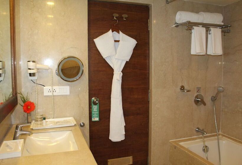 اتاق کلاب, Fortune Pandiyan Hotel, Madurai   Member Itc S Hotel Group